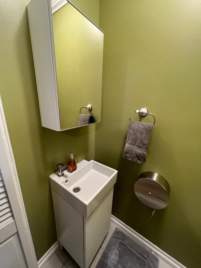 Private La Bedroom W Private Half-Bathroom - Ac - Wifi - Private Fridge -Smart Tv Los Angeles Ngoại thất bức ảnh